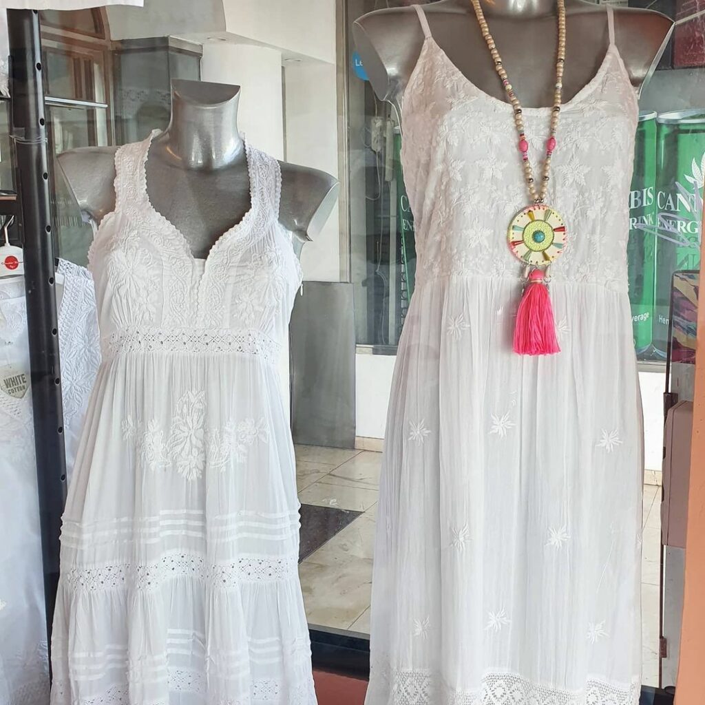 vestido blanco ibicenco